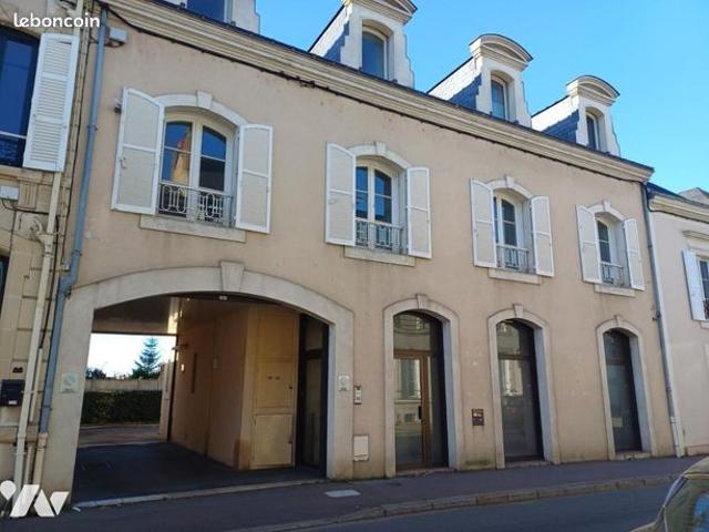 Maison 9 pièces 250 m²