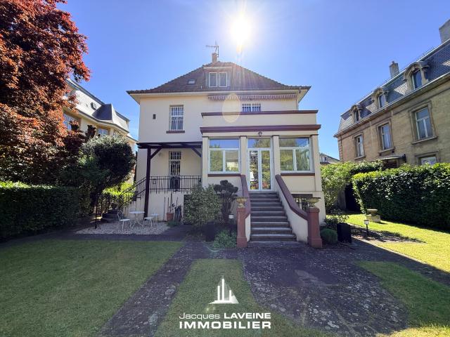 Maison 9 pièces 250 m²
