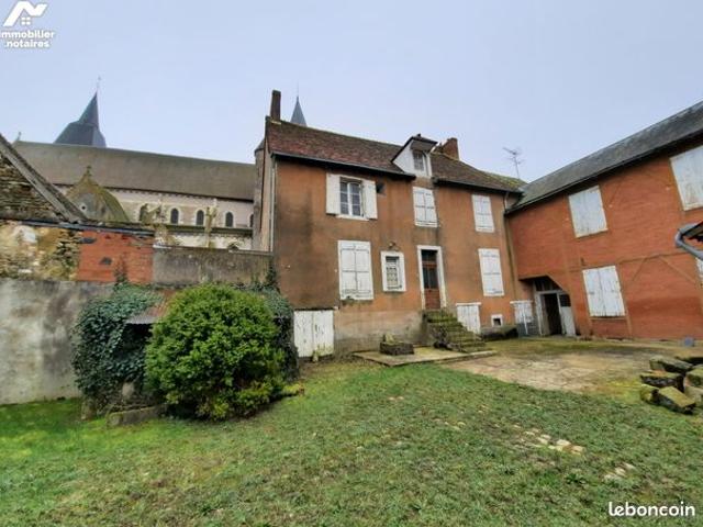 Maison 9 pièces 250 m²