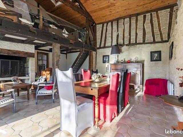 Maison 9 pièces 250 m²