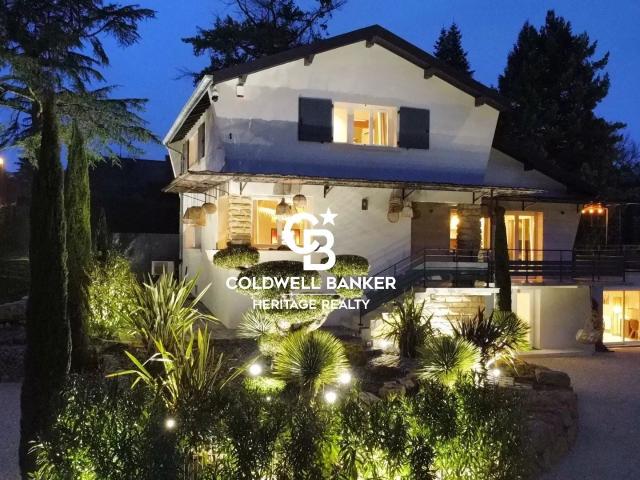 Maison 9 pièces 250 m²