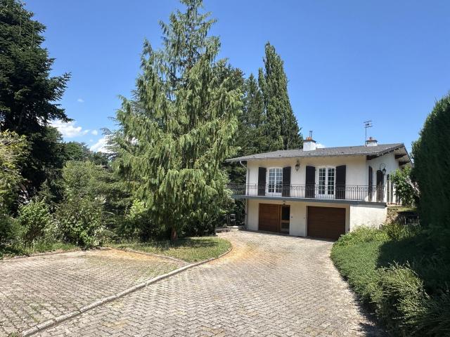 Maison 9 pièces 250 m²