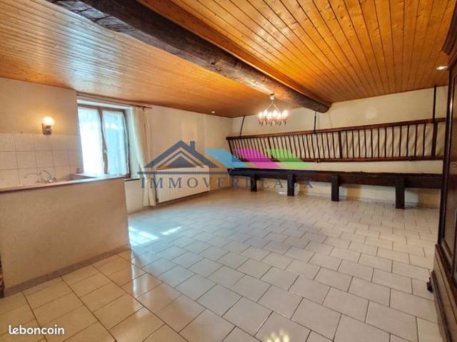 Maison 9 pièces 250 m²