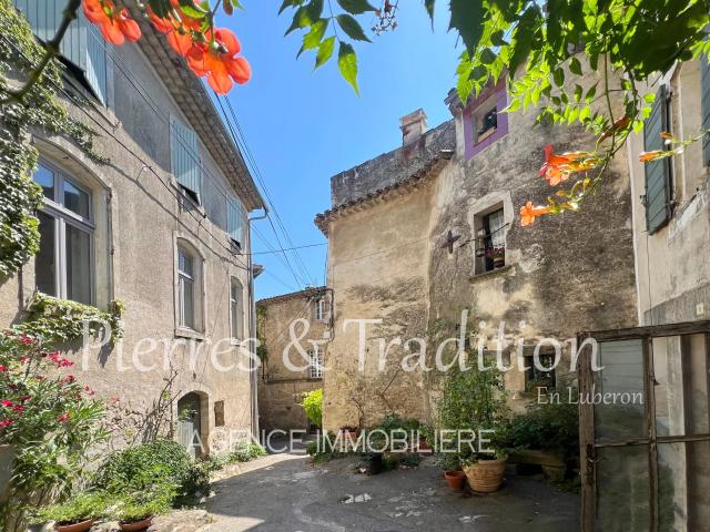 Maison 9 pièces 252 m²