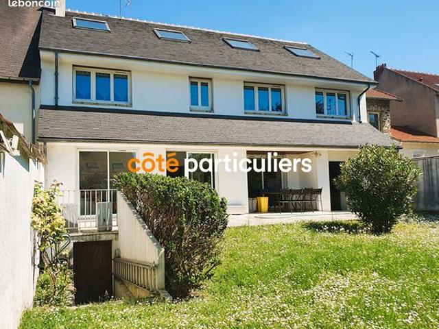 Maison 9 pièces 252 m²