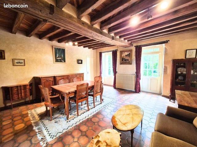 Maison de ville 8 pièces 252 m²