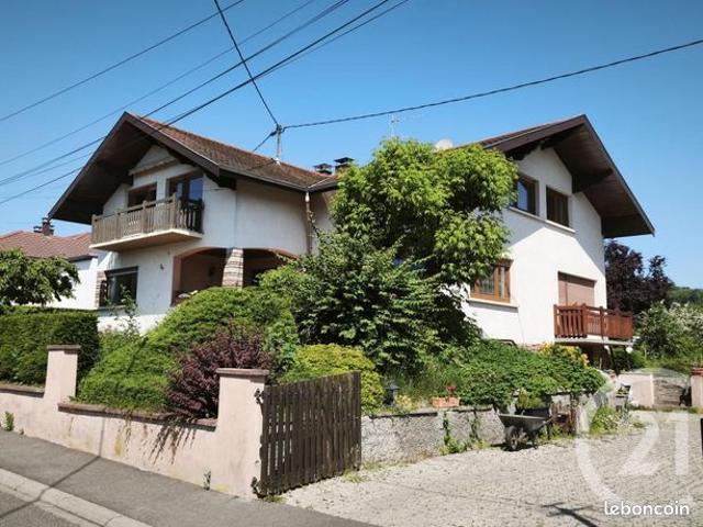 Maison 9 pièces 252 m²