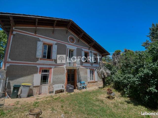 Maison 9 pièces 253 m²