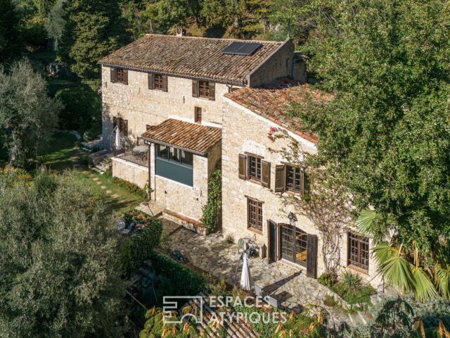 Maison 9 pièces 253 m²