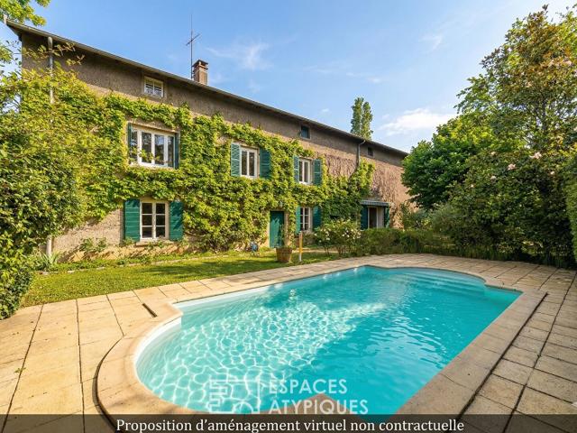 Maison 9 pièces 264 m²