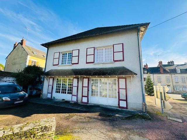 Maison 9 pièces 264 m²