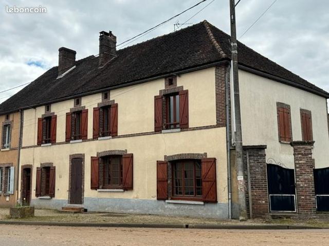 Maison 9 pièces 265 m²