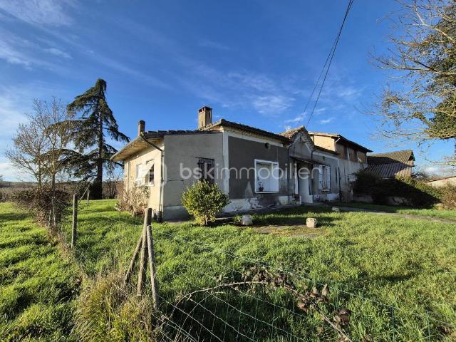 Maison 9 pièces 265 m²