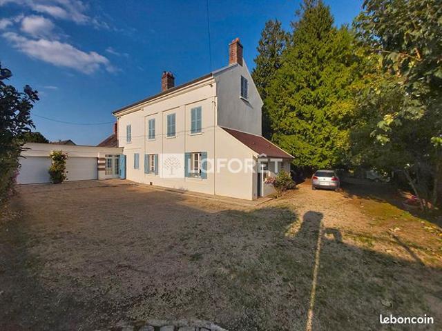 Maison 9 pièces 265 m²