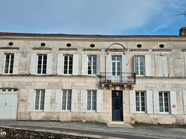 Maison 9 pièces 265 m²