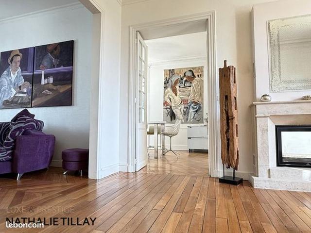 Maison 9 pièces 265 m²