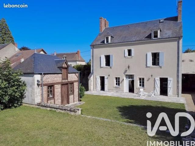Maison 9 pièces 266 m²