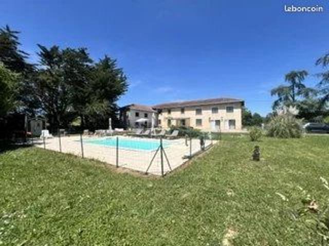 Maison 9 pièces 268 m²