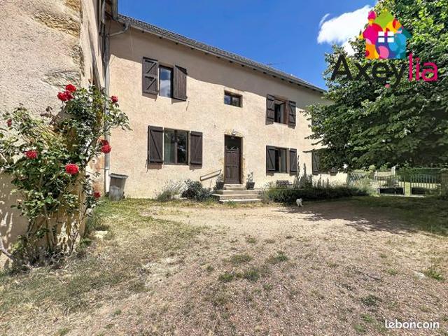 Maison 9 pièces 268 m²