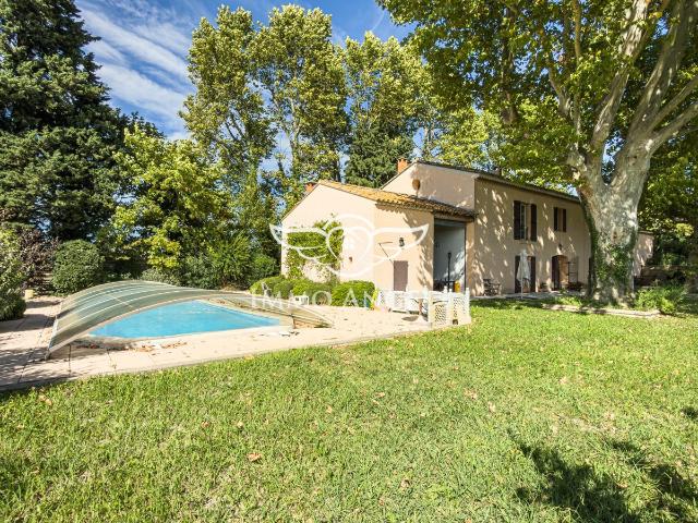 Maison 9 pièces 268 m²