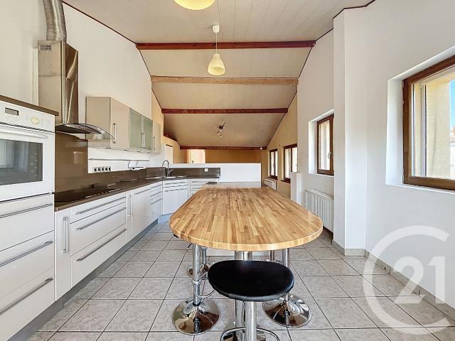 Maison 9 pièces 269 m²