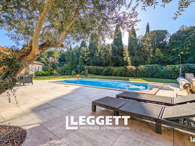 Maison 9 pièces 269 m²