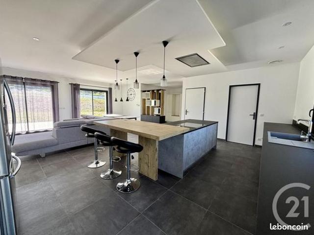Maison 9 pièces 269 m²