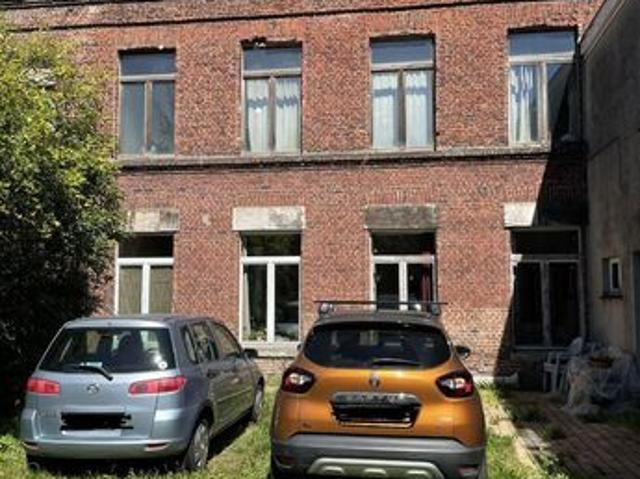Maison 9 pièces 260 m²