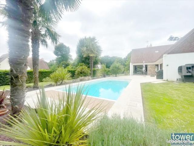 Maison 9 pièces 260 m²