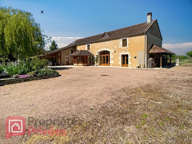Maison 9 pièces 260 m²
