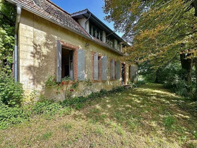 Maison 9 pièces 260 m²