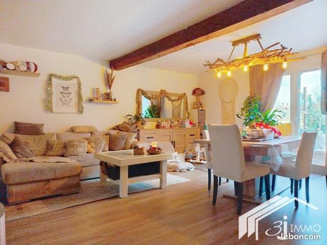 Maison 9 pièces 260 m²
