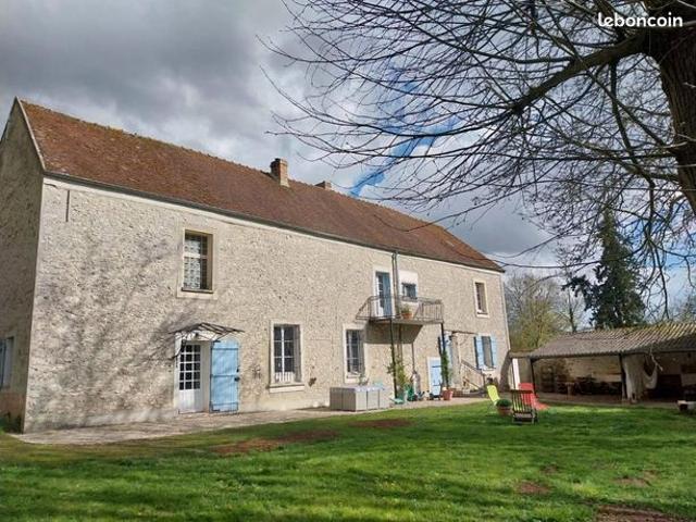 Maison 9 pièces 260 m²