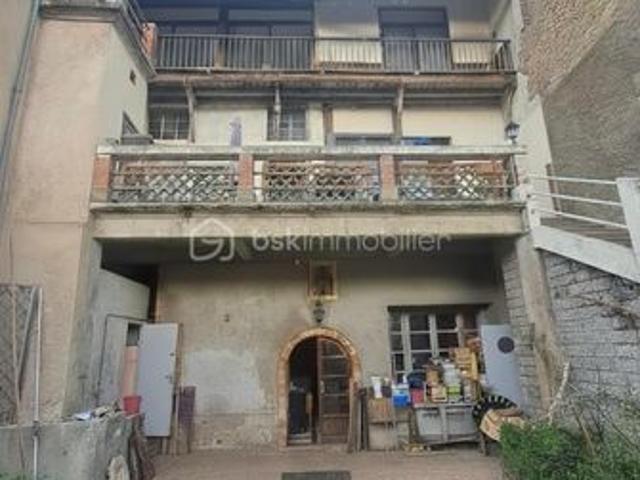 Maison 9 pièces 260 m²