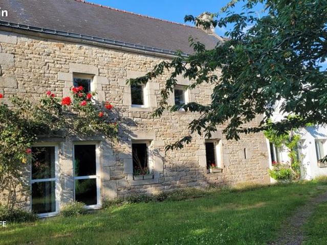 Maison 9 pièces 260 m²