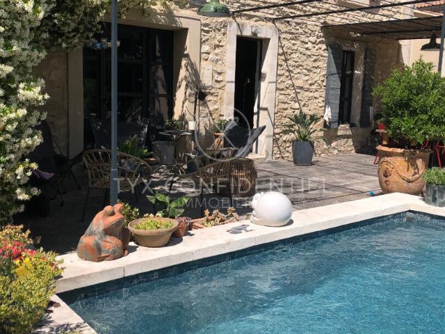 Maison 9 pièces 260 m²