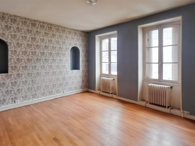 Maison 9 pièces 260 m²