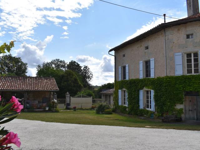 Maison 9 pièces 260 m²