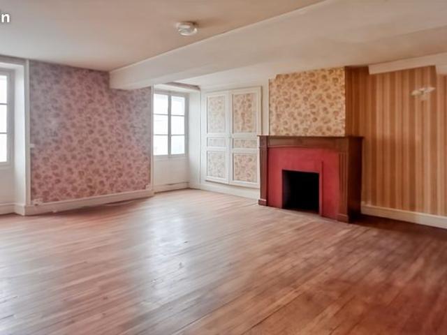 Maison 9 pièces 260 m²