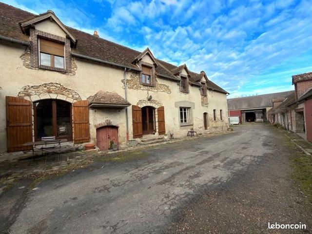 Maison 9 pièces 260 m²