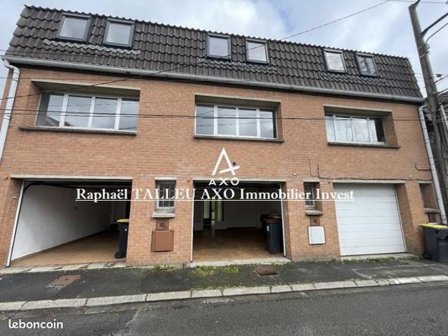 Maison 9 pièces 261 m²