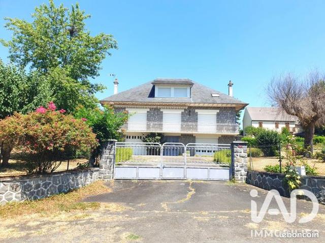 Maison 9 pièces 261 m²