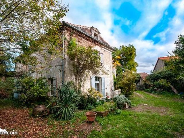 Maison 9 pièces 262 m²