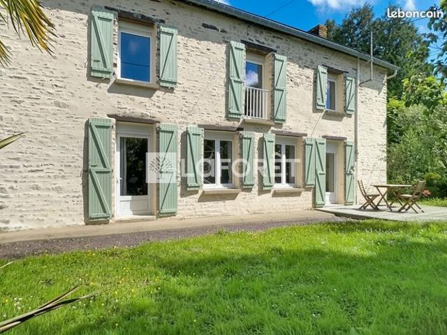 Maison 9 pièces 262 m²