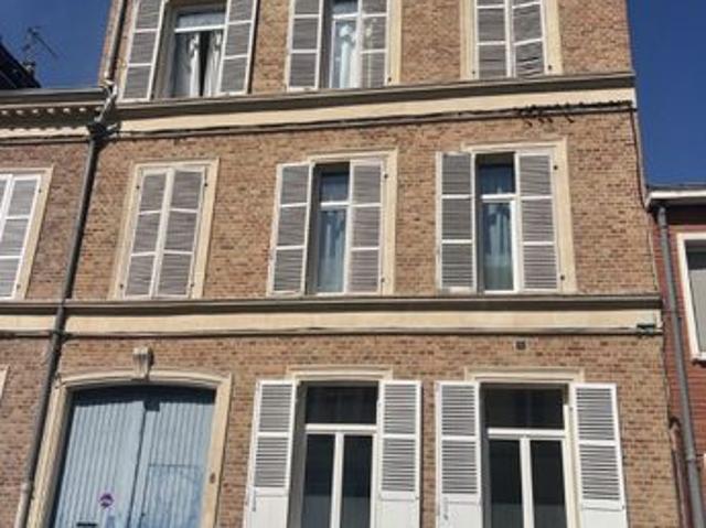 Maison 9 pièces 263 m²