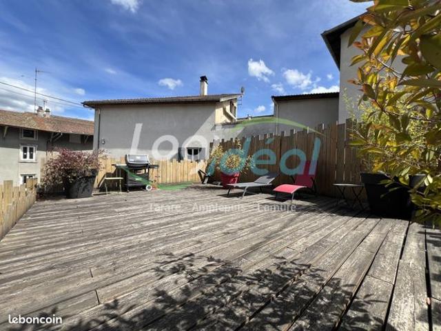 Maison 9 pièces 263 m²