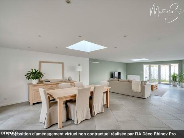Maison 9 pièces 274 m²