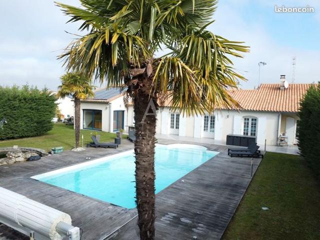 Maison 9 pièces 274 m²
