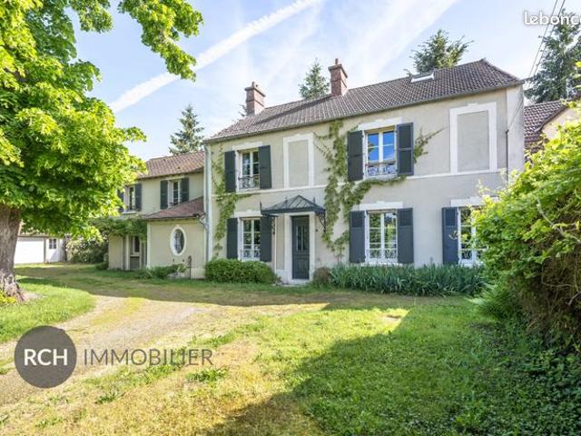 Maison 9 pièces 274 m²