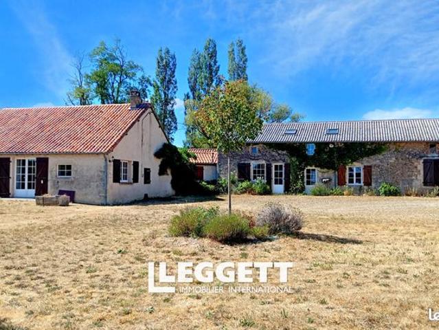 Maison 9 pièces 274 m²